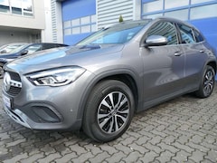 Bild des Angebotes Mercedes-Benz GLA 180 GLA Diesel d 8G-DCT Style LED Kamera Top Zustand!