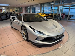 Ferrari F8 Tributo Carbon/Lift/Racing-Seat/Passenger/JBL