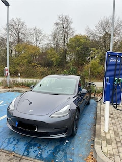 Bild des Angebotes Tesla Model 3 Tesla Model 3 Lr. unfallfrei - 8fach bereift