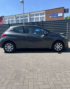 Bild des Angebotes Peugeot 208 PureTech 82 Active 1,2 PDC / Rückfahrkamera/ Klim