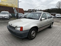 Bild des Angebotes Opel Kadett 1.6i Automatik Schiebedach 5-Türig