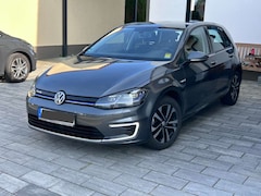 Bild des Angebotes VW e-Golf 94% SOH ACC CCS Wärmepumpe SHZ LED