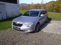 Bild des Angebotes Skoda Superb Superb Combi Elegance 2,0 TDI CR DPF Elegance