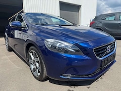 Bild des Angebotes Volvo V40 Ocean Race-2,0T-Autom-Bi Xenon-Kamera-1 Hand