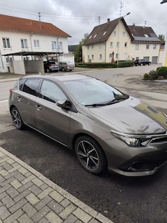 Bild des Angebotes Toyota Auris 1.2 Turbo Touring Sports Edition S+