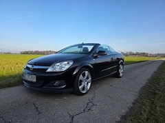 Bild des Angebotes Opel Astra 1.8 Twin Top Cosmo