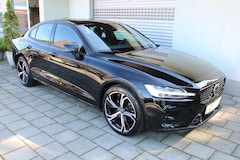 Bild des Angebotes Volvo S60 B4 Plus Dark Leder Navigation Leder Rückfakam BLIS
