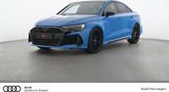 Bild des Angebotes Audi RS3 LIMOUSINE MATRIX LED NAVI PANO KERAMIK