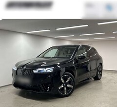 Bild des Angebotes BMW iX xDrive40 Sportpaket PA. Plus Head-Up Harman/Kardon