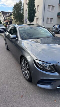 Bild des Angebotes Mercedes-Benz E 450 4matic t-Model
