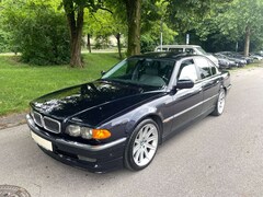 Bild des Angebotes BMW 735 iL A *Navi*SHD*Leder*Kamera*Xenon*Autom.*