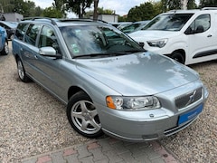 Bild des Angebotes Volvo V70 2.4 Momentum *SitzH*Klimaaut*MFL* TÜV Neu
