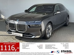 Bild des Angebotes BMW 750 e xDrive Navi.LED.ACC.360°.Massage.SoftClose