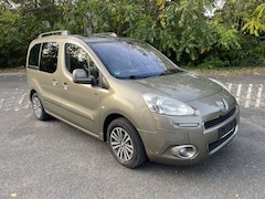 Bild des Angebotes Peugeot Partner Tepee Family 1.6 HDI 114PS