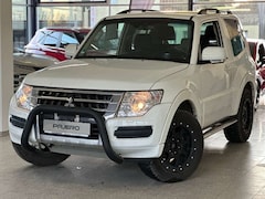 Mitsubishi Pajero 3-T Final Edition 3.2 DI-D 4WD Automatik
