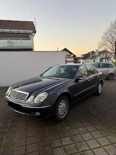 Bild des Angebotes Mercedes-Benz E 240 Elegance mit wenig Kilometer