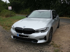 Bild des Angebotes BMW 330 330i Touring Aut. Sport Line
