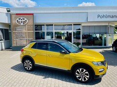 Bild des Angebotes VW T-Roc 1.5 TSI 6-GANG NAV*SH*PDC*CARPLAY