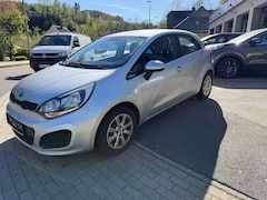 Bild des Angebotes Kia Rio Edition 7 1.4 109PS,Klima,Navi,Neu Tüv