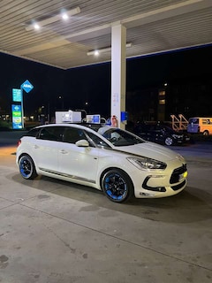 Bild des Angebotes Citroen DS5 Hybrid4 EGS6 SportChic