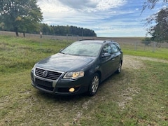 Bild des Angebotes VW Passat Variant 2.0 TDI Euro6 AdBlue Modell 2011* Klima Navi AHK