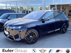 Bild des Angebotes BMW iX xDrive 45 Sportpaket Luftfederung AHK-klappbar AHK