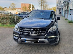 Bild des Angebotes Mercedes-Benz ML 350 ML 350 BlueTEC 4MATIC 7G-TRONIC