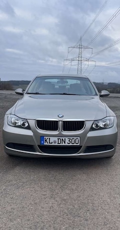 Bild des Angebotes BMW 318 318i