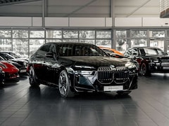Bild des Angebotes BMW 760 e Performance Paket Iconic Sky Inno HUD