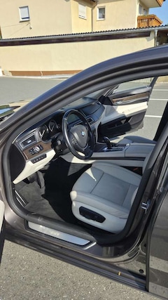 Bild des Angebotes BMW 750 7er 750i