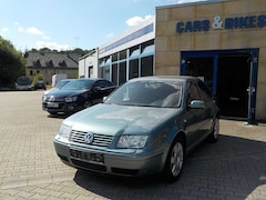 Bild des Angebotes VW Bora Comfortline TOP ZUSTAND! SONDERLACK!