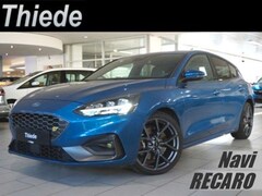 Bild des Angebotes Ford Focus Lim. ST 2.3 ECOBOOST NAVI/LED/SH/SPORT/B&O