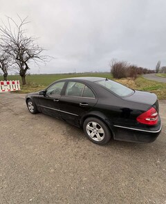 Bild des Angebotes Mercedes-Benz E 270 E 270 CDI (211.016)