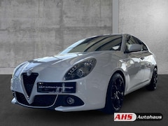 Bild des Angebotes Alfa Romeo Giulietta Super 1.4 TB 16V PDC FSE Klima SHZ D.N.A. OZ Felge
