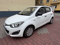 Bild des Angebotes Hyundai i20 FIFA World Cup Edition (Klima/Tüv Neu)