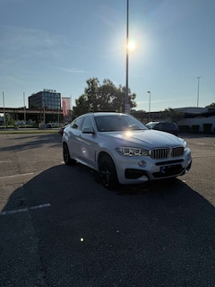 Bild des Angebotes BMW X6 X6 50i *Voll*2Hand*DeFhrzg*AHK*8Fach*unfallfrei*