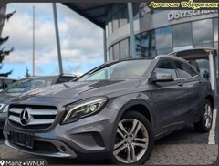 Bild des Angebotes Mercedes-Benz GLA 220 d 4Matic Urban*LEDER*PANORAMA*NAVI