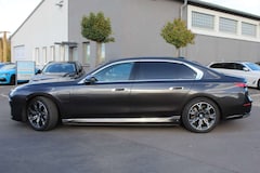 Bild des Angebotes BMW 750 e xDrive Design Pure Excellence+Sky Lounge+Massage