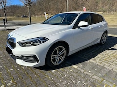 Bild des Angebotes BMW 118 118i Aut. Advantage