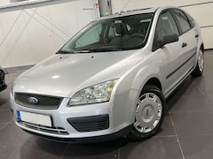 Bild des Angebotes Ford Focus 1.6 Lim. **Schiebedach*CD*el.Fenster**