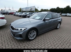 Bild des Angebotes BMW 318 i Touring Automatik/Innovationspaket 2