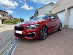 Bild des Angebotes BMW 140 M140i xDrive Aut. - Melbourne Rot