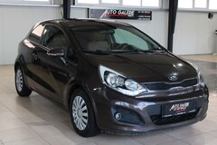 Bild des Angebotes Kia Rio FIFA World Cup EditionDiesel*Tüv NEU*SHZ*PDC