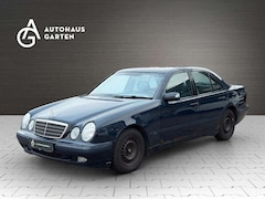Bild des Angebotes Mercedes-Benz E 240 CLASSIC Lim Tempo. SHZ Navi Elekt. Sitze