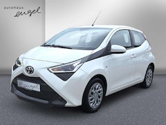 Toyota Aygo x-play,KLIMAANALGE,TEMPOMAT,DAB-RADIO,BLUETOOTH,MF