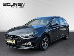 Bild des Angebotes Hyundai i30 DCT AUTOMATIK KLIMA + SITZHEIZUNG + TEMPOMAT + PAR