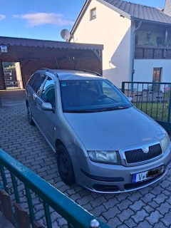Bild des Angebotes Skoda Fabia Fabia 1.4 16V Combi Classic