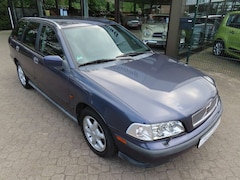 Bild des Angebotes Volvo V40 2.0 *HU neu*Automatik*Leder*aAHK*Klimaautomatik*