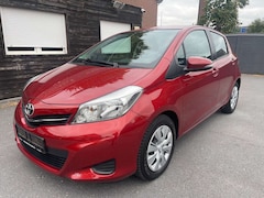 Bild des Angebotes Toyota Yaris 1.3 Life 62TKM*1HD*KLIMA*KAMERA*ALLWETTER