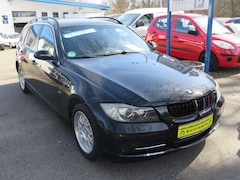 Bild des Angebotes BMW 325 325i Automatic Touring